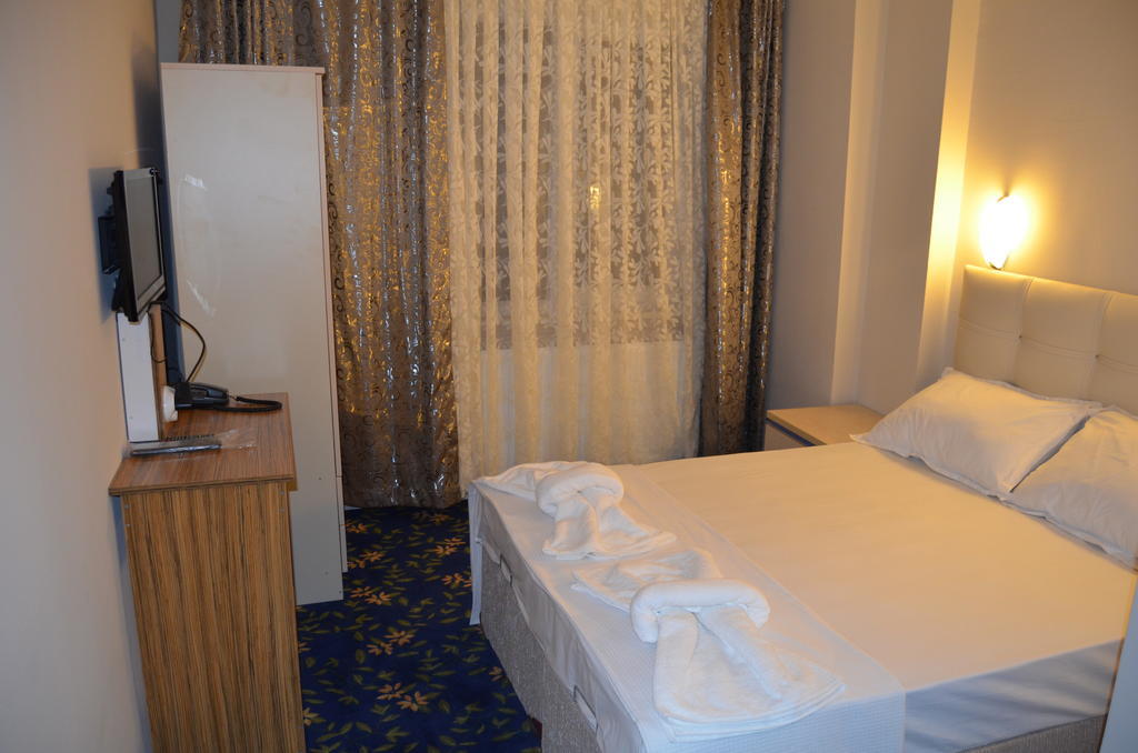 Hilton Garden Inn Istanbul Atatuerk Airport Exterior foto