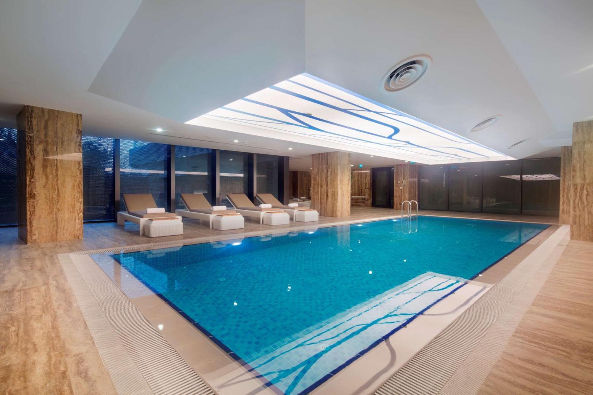 Hilton Garden Inn Istanbul Atatuerk Airport Exterior foto